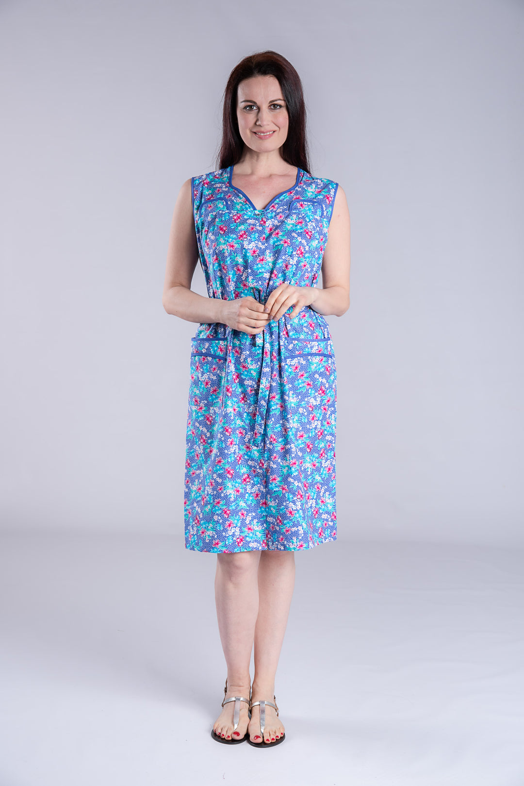 AERTRE Grembiule Copriabito Donna Lungo Senza Maniche Art. 1396