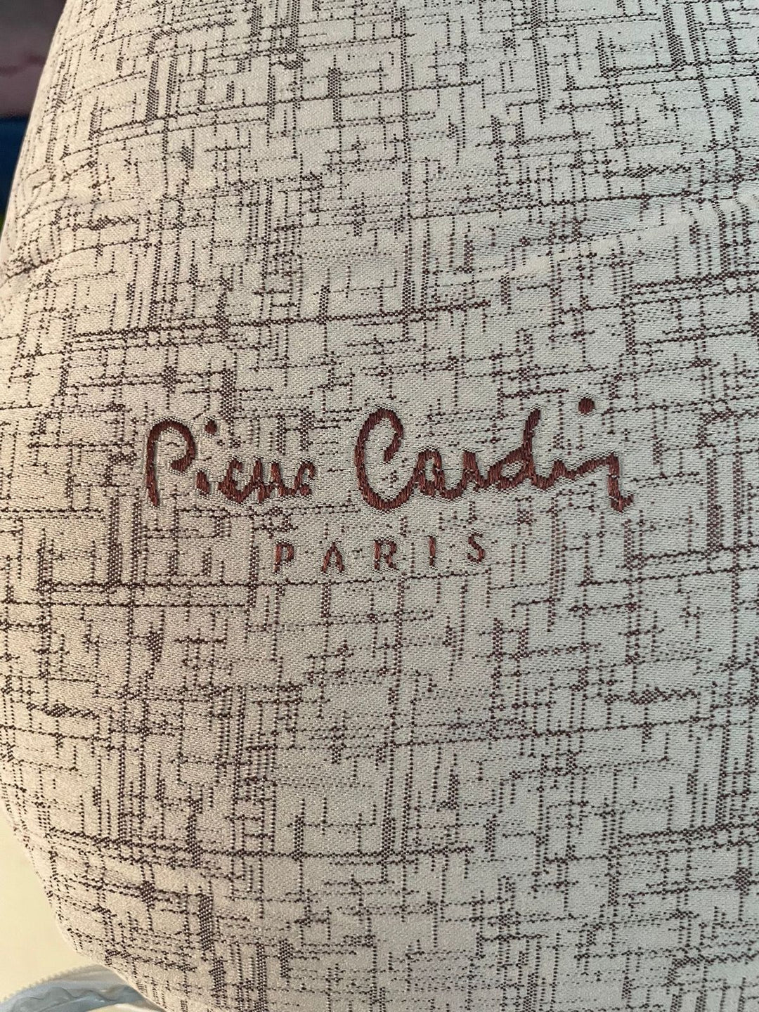 PIERRE CARDIN Trapunta Jacquard Piazzata – 255×260 cm