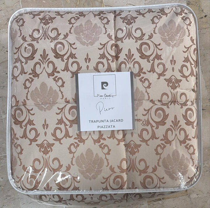 PIERRE CARDIN Trapunta Jacquard Piazzata V2 – 255×260 cm