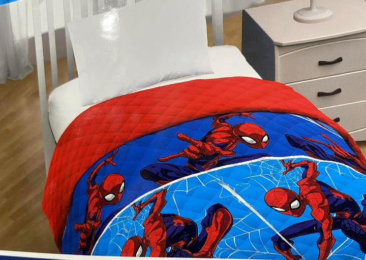 Disney-Marvel quilt for children (170x250)