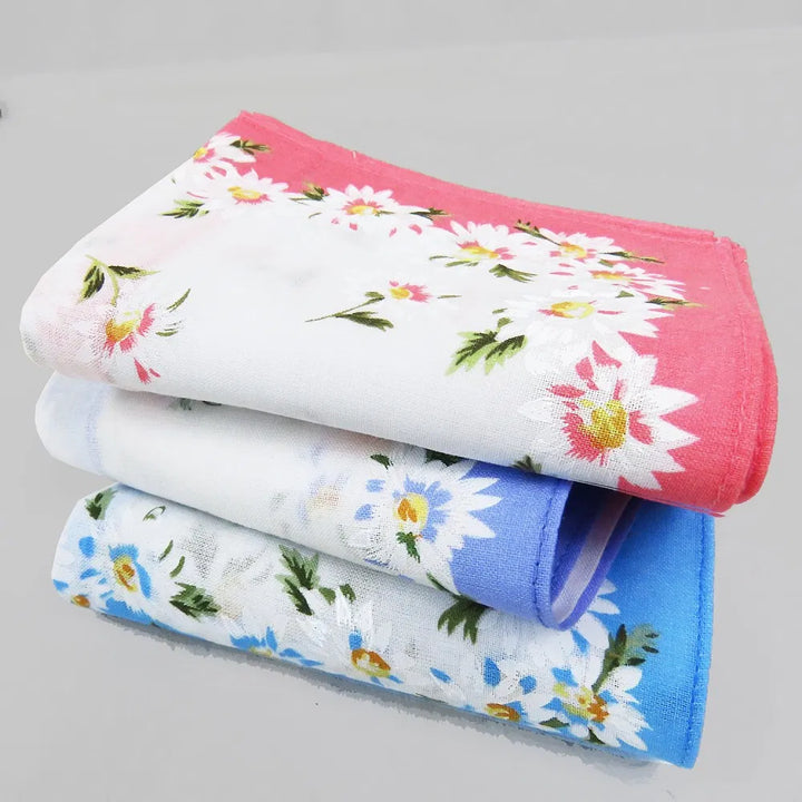 COLOMBO Fazzoletti donna fondo bianco stampati con fantasia di margherite